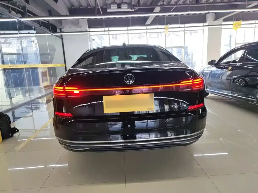 Volkswagen Passat 2022 из CN, фото 5