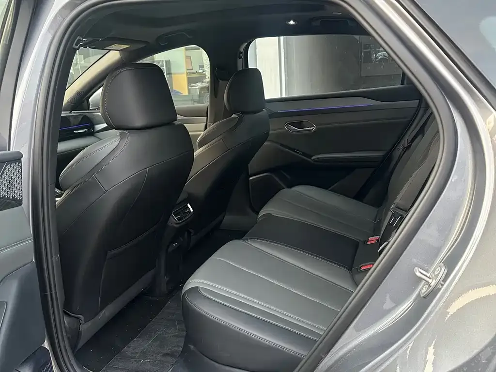 BYD Qin L 2025 из CN, фото 5
