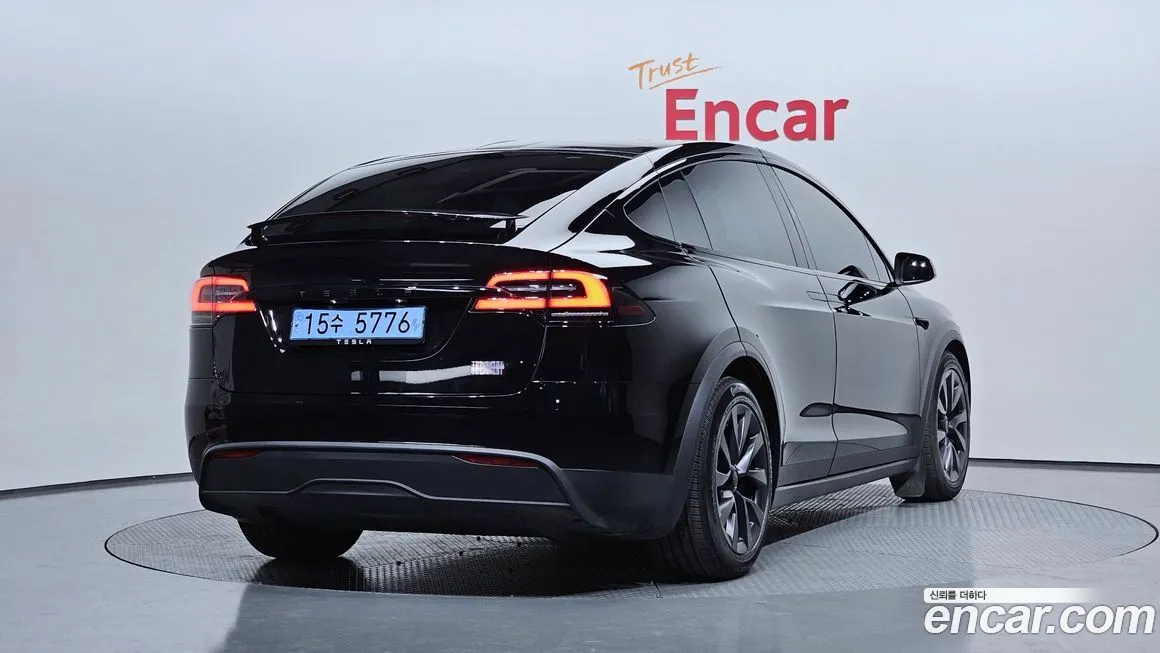 Tesla Model X 2024 из KR, фото 3