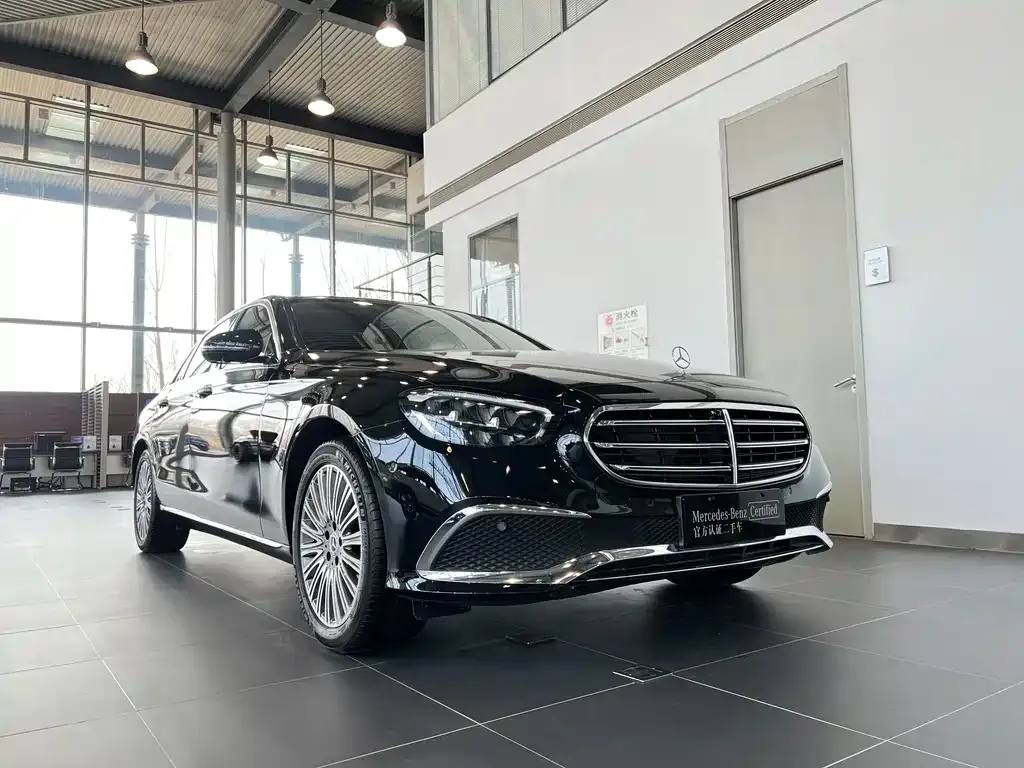 Mercedes-Benz E-Class 2023 из CN, фото 2