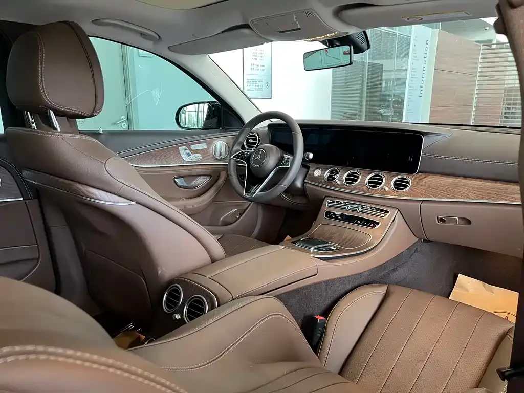 Mercedes-Benz E-Class 2023 из CN, фото 3