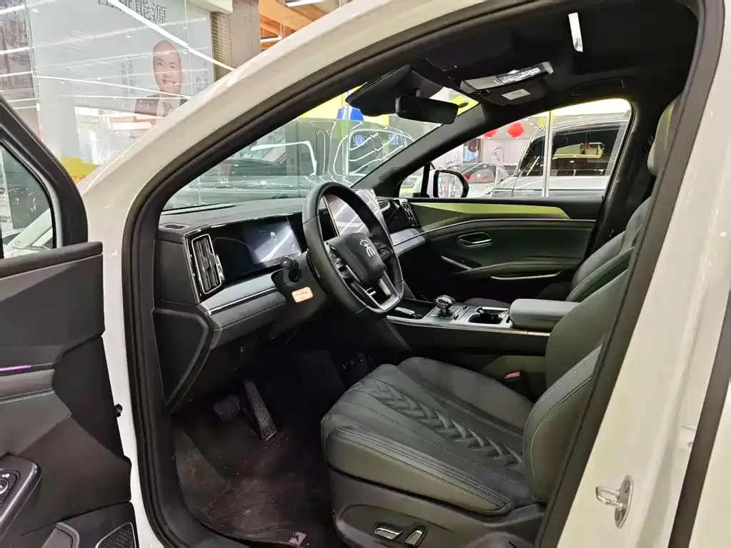 BYD L DM-i 2025 из CN, фото 10