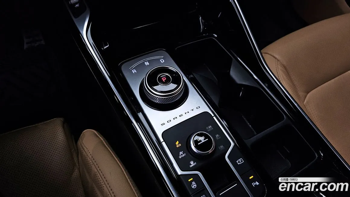 Kia Sorento — фото 9