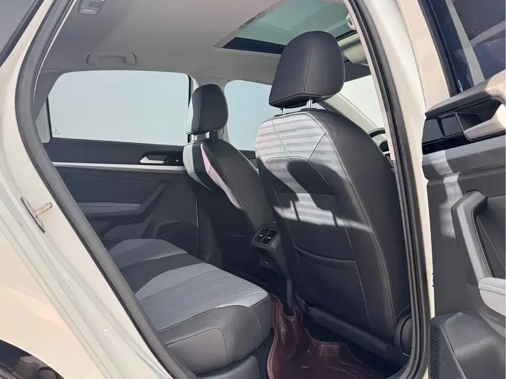 Volkswagen Lavida 2022 из CN, фото 6