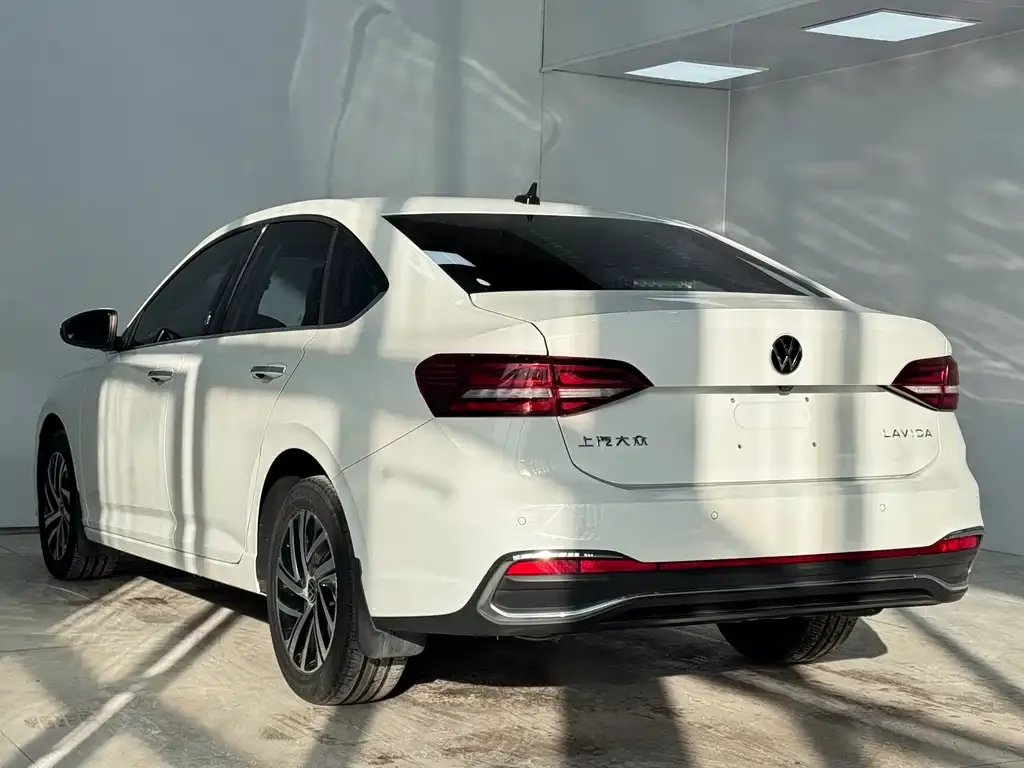 Volkswagen Lavida 2022 из CN, фото 8