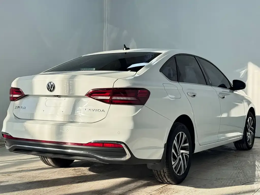 Volkswagen Lavida 2022 из CN, фото 4