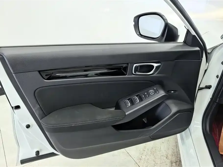 Honda Civic 2023 из CN, фото 10