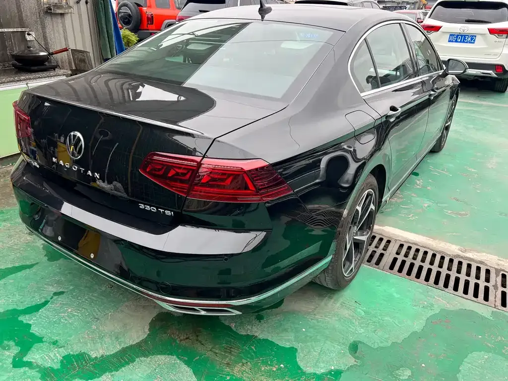 Volkswagen Magotan 2023 из CN, фото 3