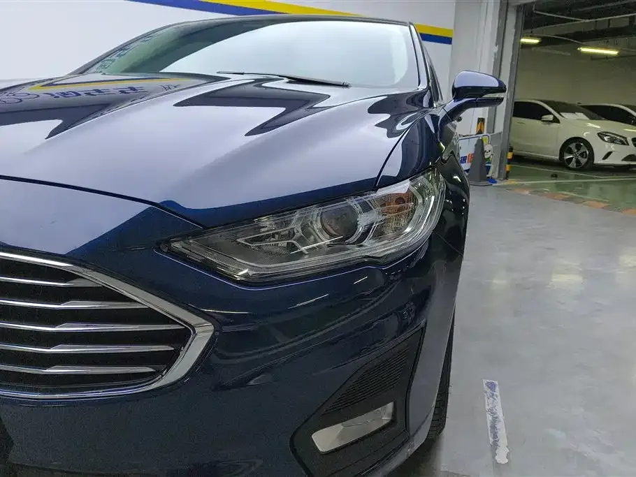 Ford Mondeo 2022 из CN, фото 4