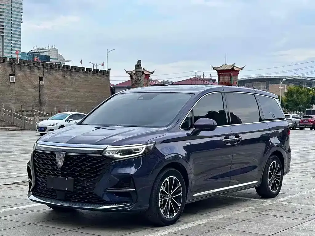 Roewe iMAX8 2021 из CN, фото 1