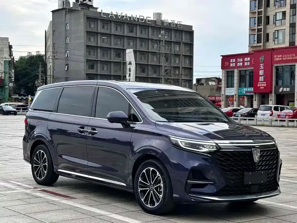 Roewe iMAX8 2021 из CN, фото 5