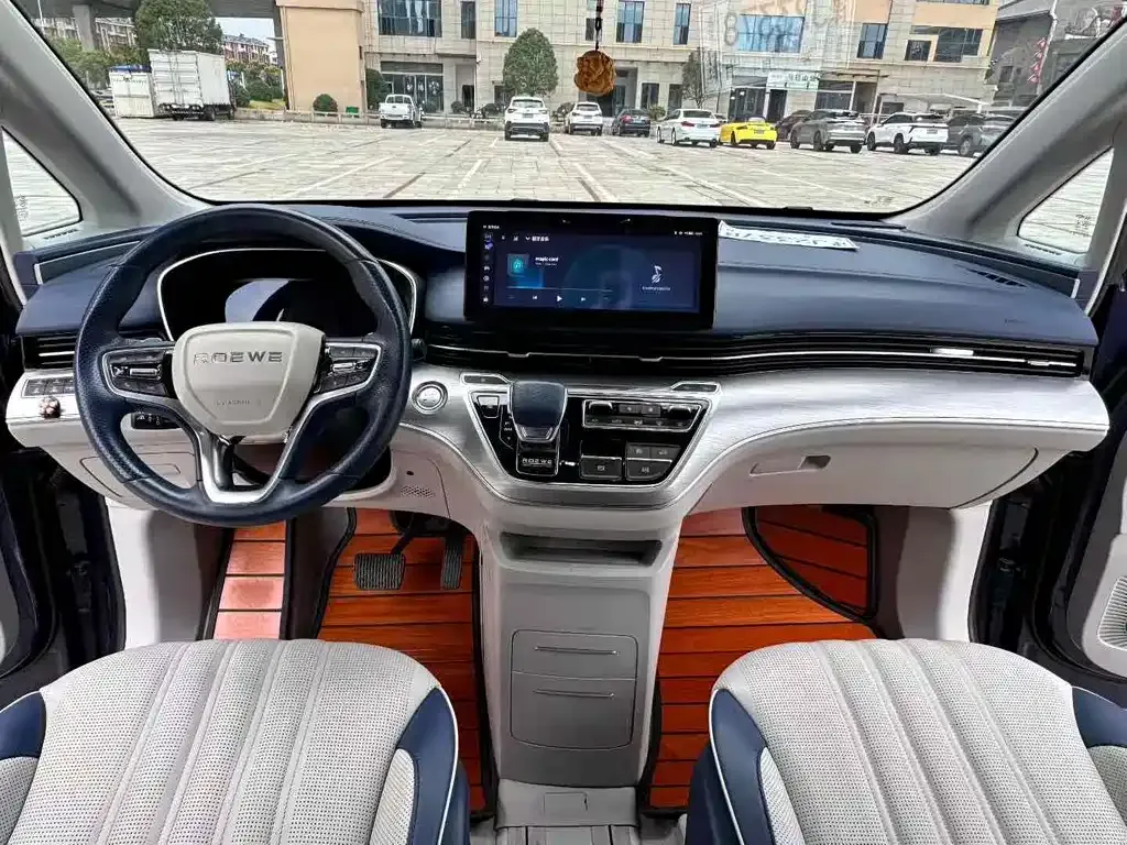 Roewe iMAX8 2021 из CN, фото 2