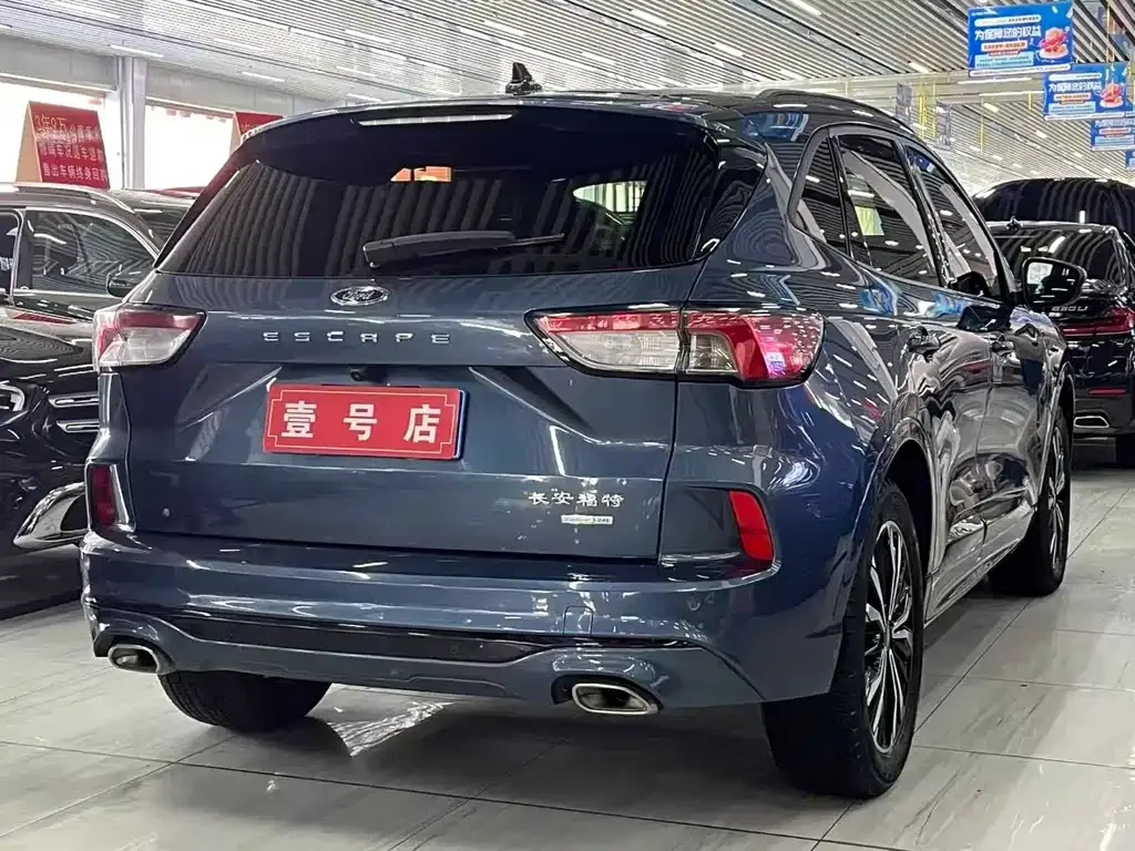 Ford Escape 2022 из CN, фото 4