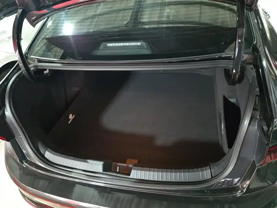 Volkswagen Sagitar 2023 из CN, фото 2
