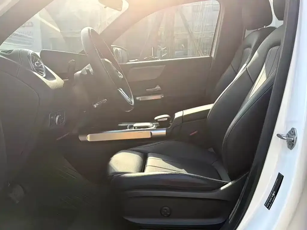 Mercedes-Benz GLB 2021 из CN, фото 3