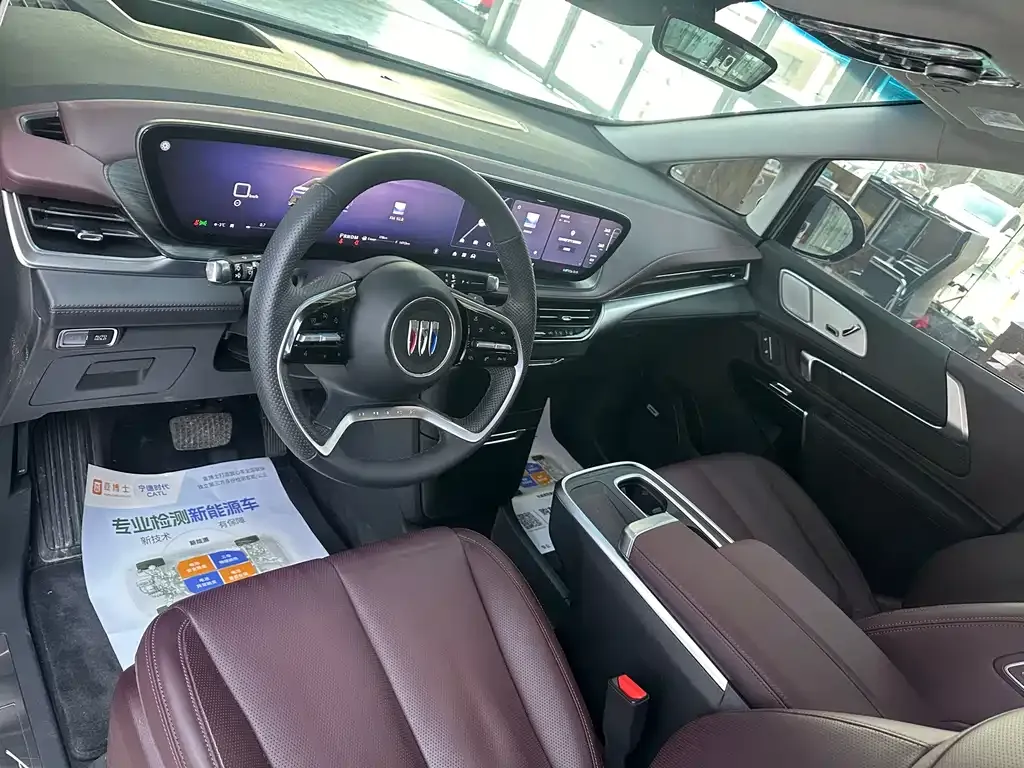Buick Century 2024 из CN, фото 4