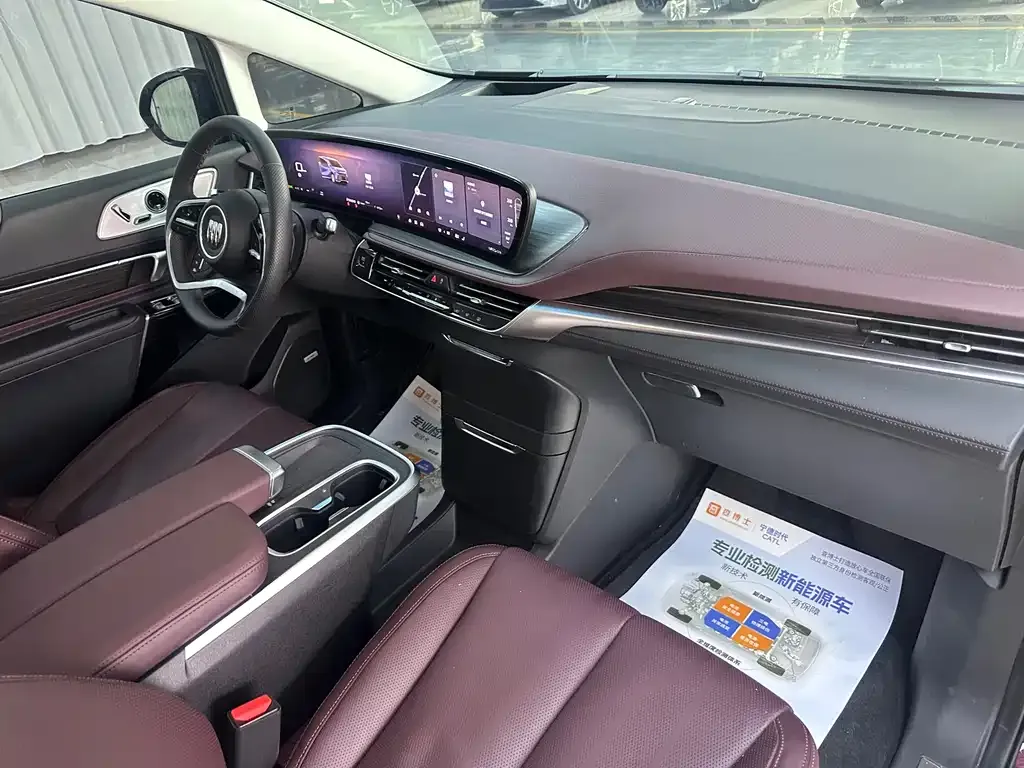 Buick Century 2024 из CN, фото 6