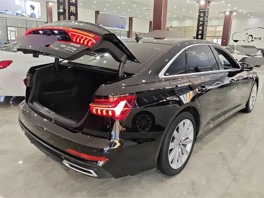 Audi A6L 2021 из CN, фото 4