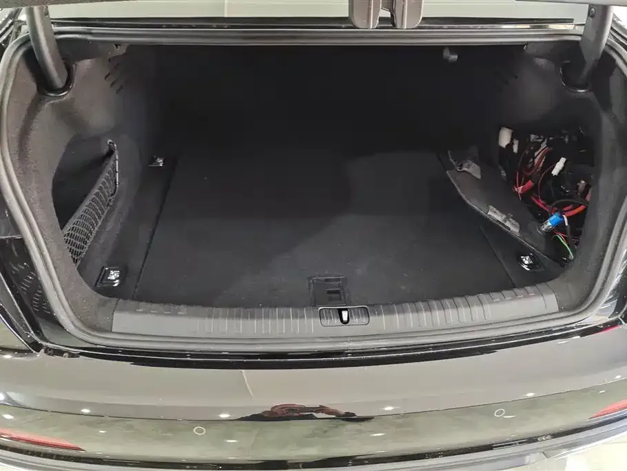 Audi A6L 2021 из CN, фото 2