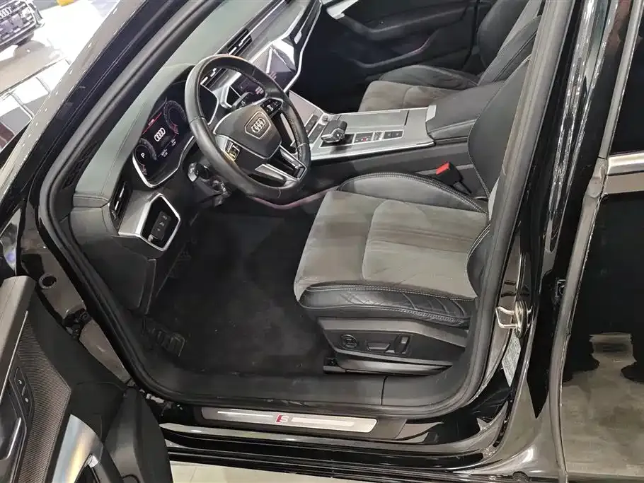 Audi A6L 2021 из CN, фото 9
