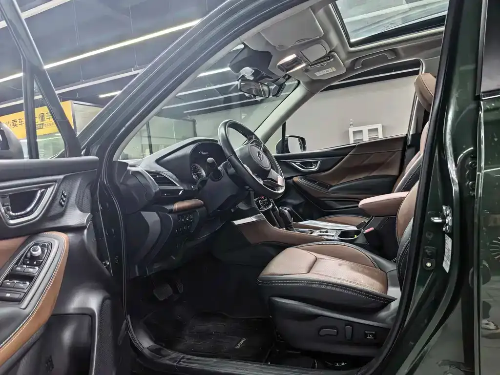 Subaru Forester 2023 из CN, фото 9