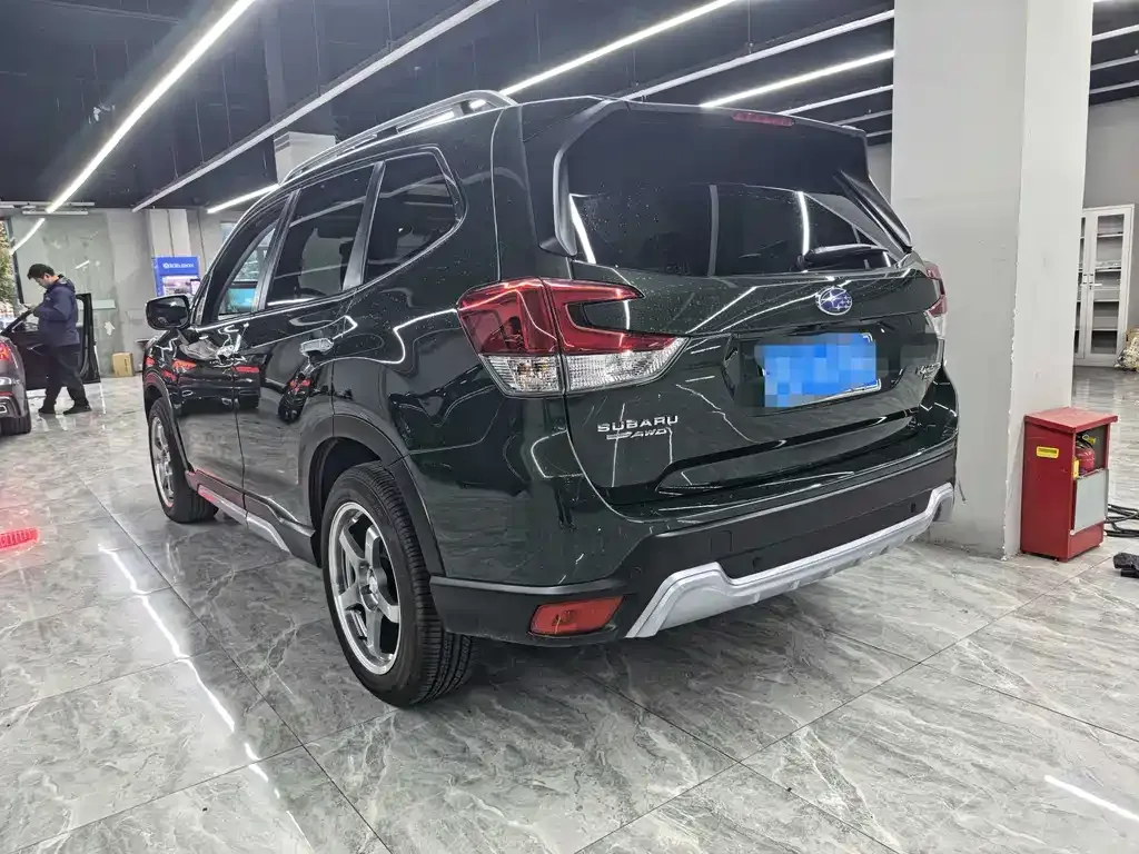 Subaru Forester 2023 из CN, фото 7