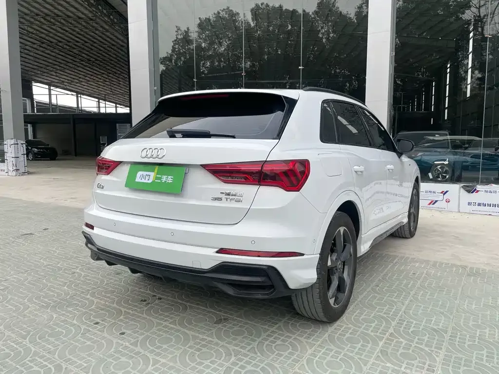 Audi Q3 2023 из CN, фото 9
