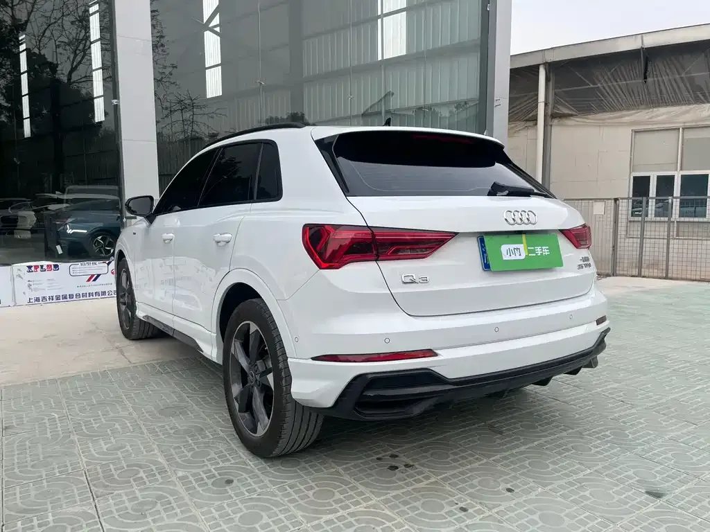 Audi Q3 2023 из CN, фото 4