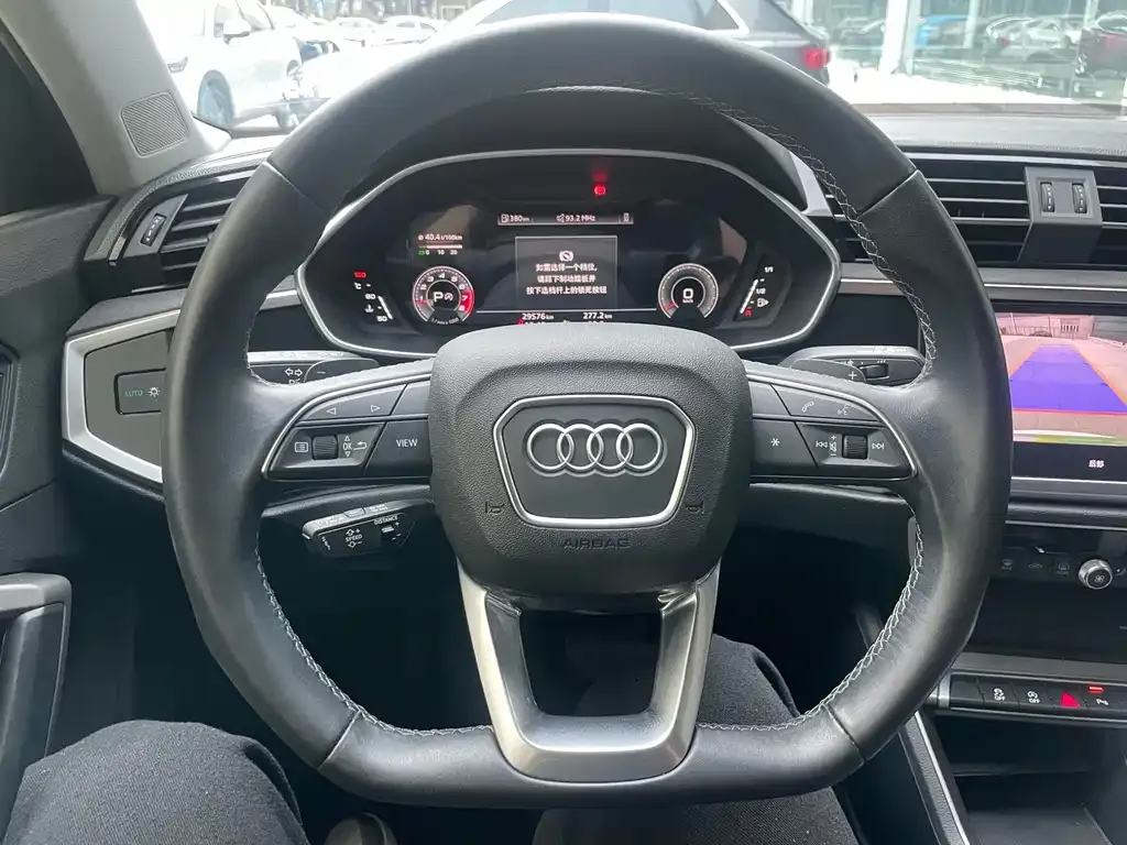 Audi Q3 2023 из CN, фото 5
