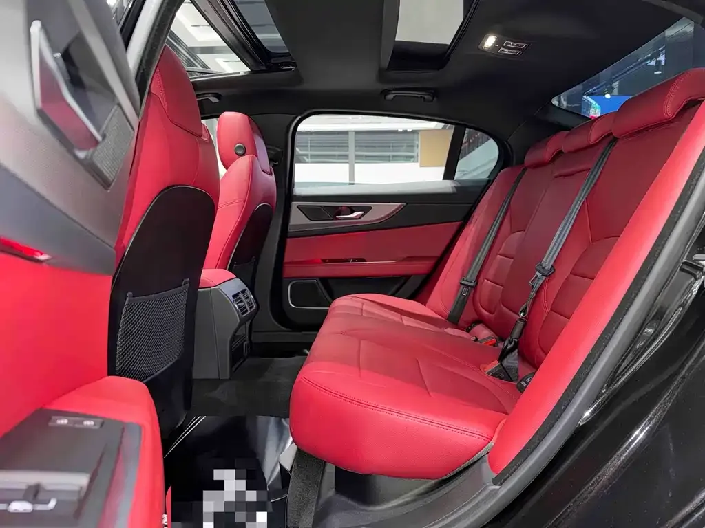 Jaguar XEL 2023 из CN, фото 8