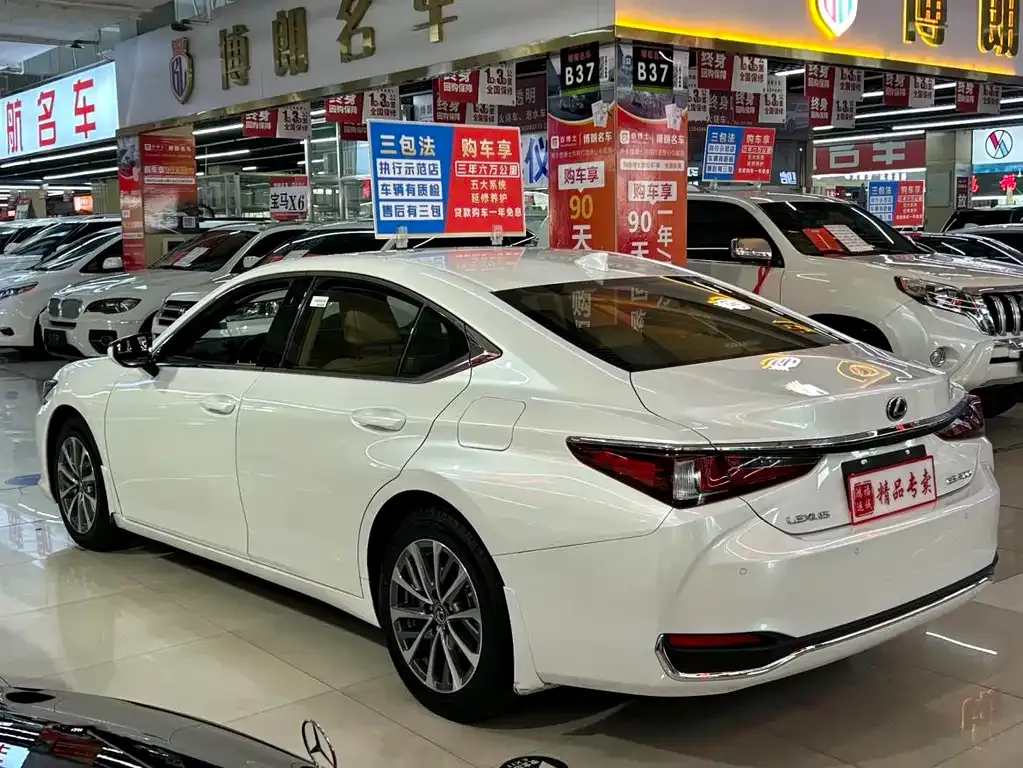 Lexus ES 2023 из CN, фото 10