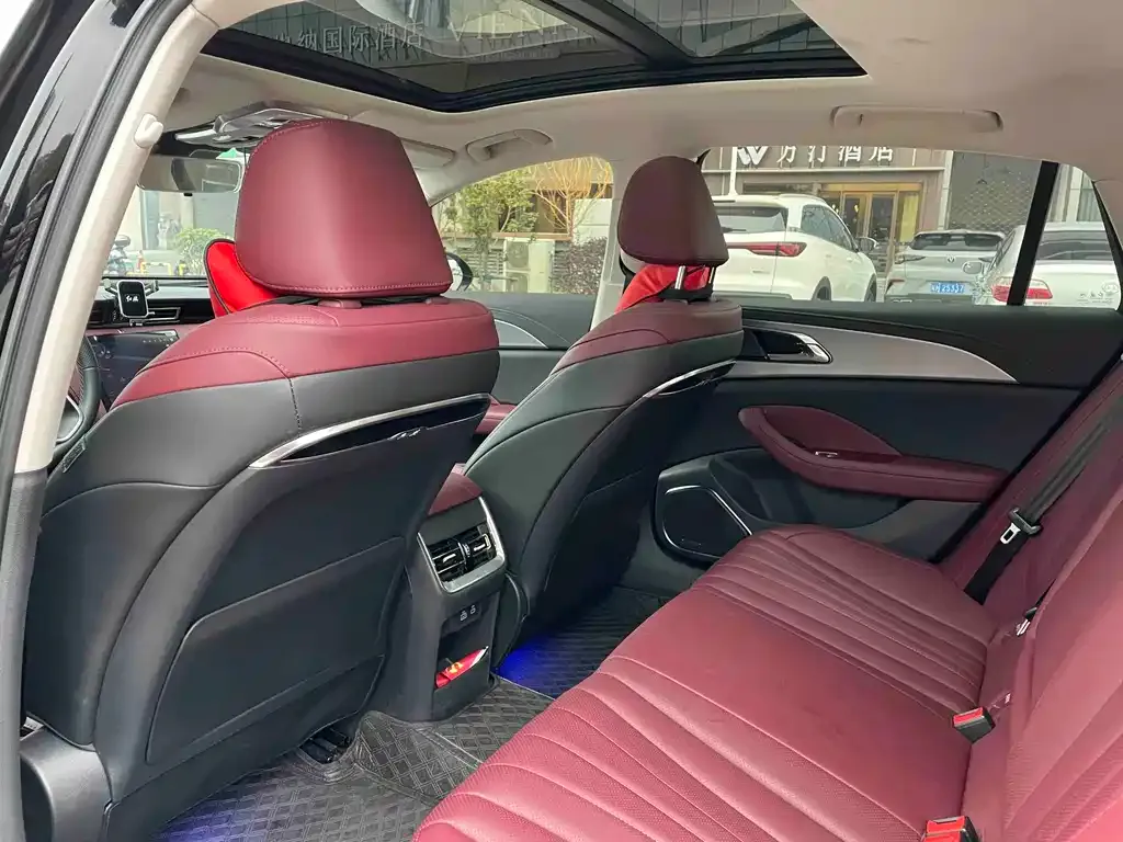 Hongqi H5 2024 из CN, фото 7