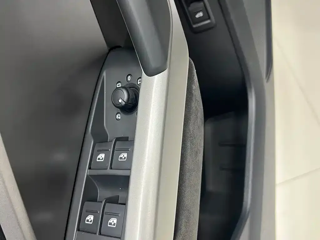 Audi Q3 2021 из CN, фото 4