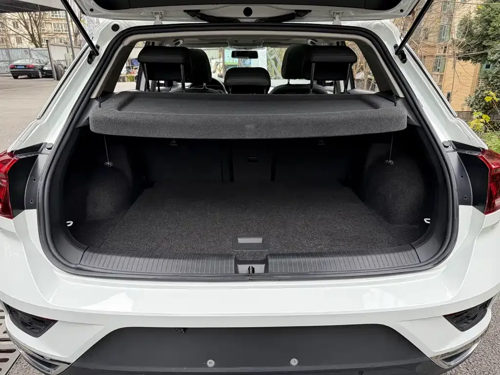 Volkswagen T-Roc 2022 из CN, фото 7