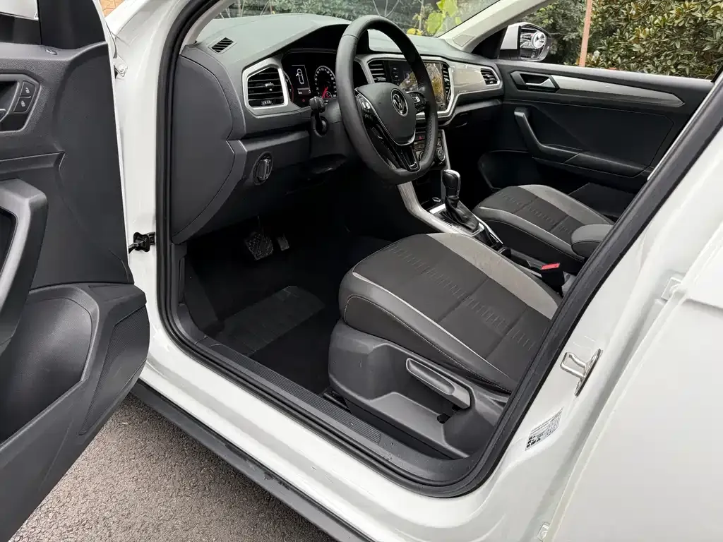 Volkswagen T-Roc 2022 из CN, фото 3
