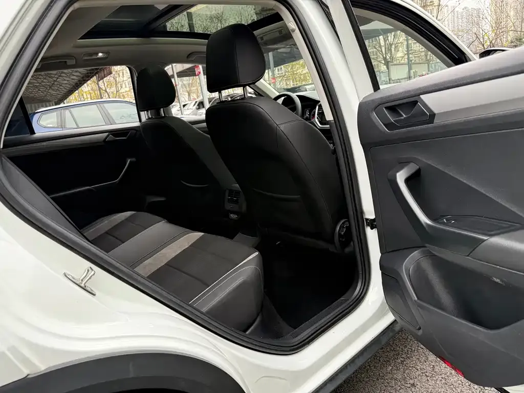 Volkswagen T-Roc 2022 из CN, фото 5