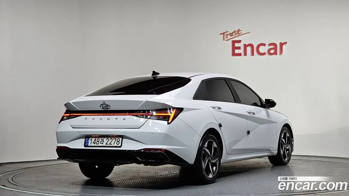 Hyundai AVANTE — фото 3
