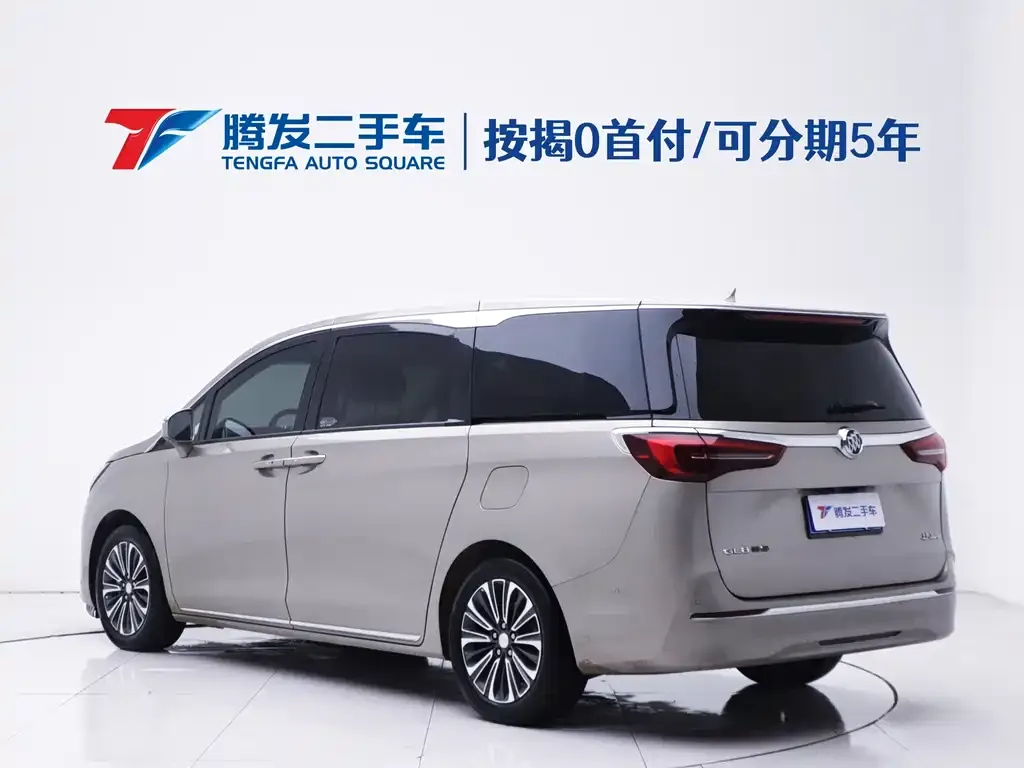 Buick GL8 2024 из CN, фото 3