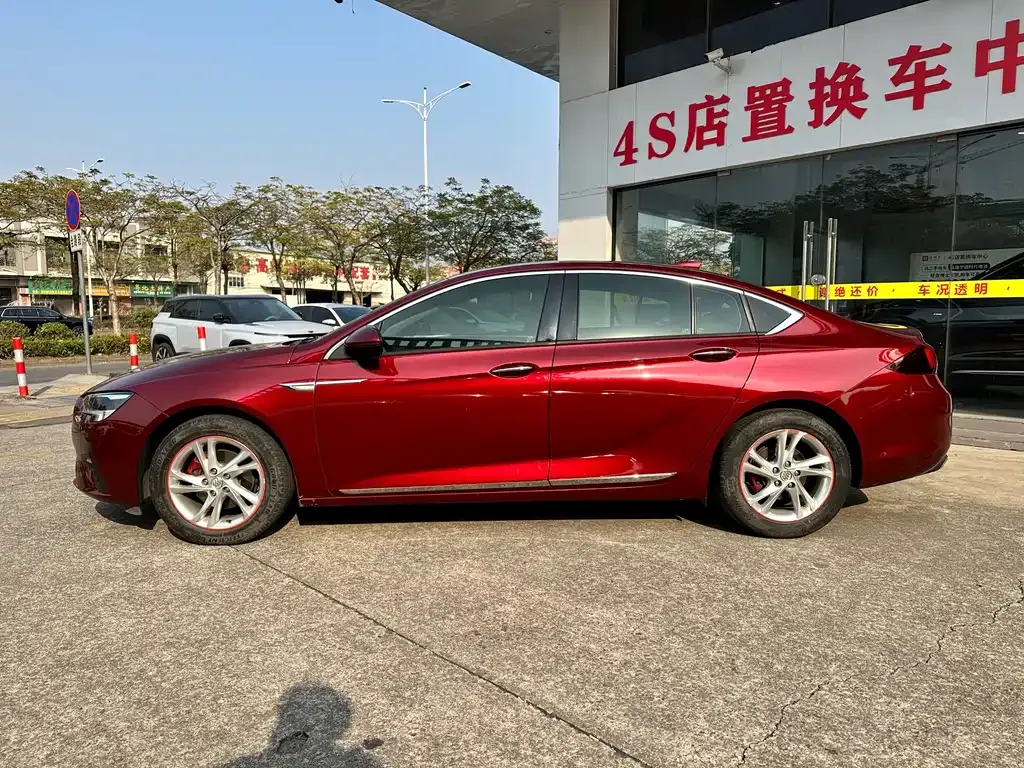 Buick Regal — фото 6