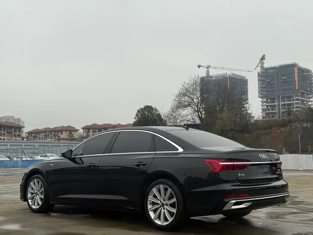 Audi A6L 2024 из CN, фото 10