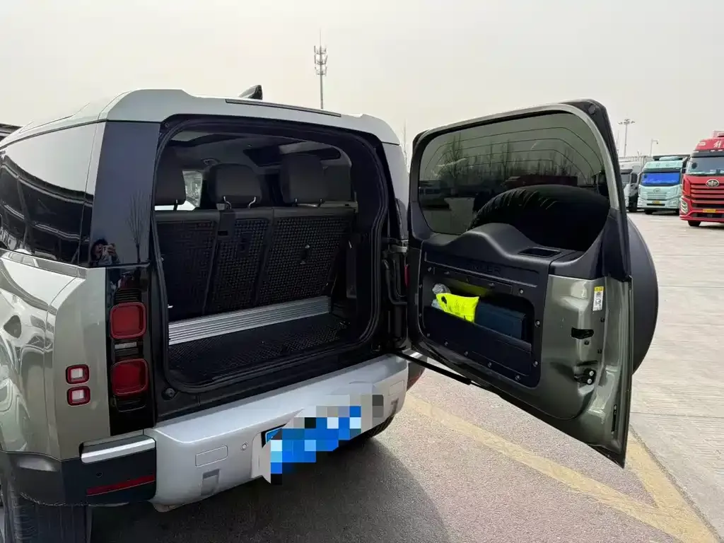 Land Rover Defender 2022 из CN, фото 2