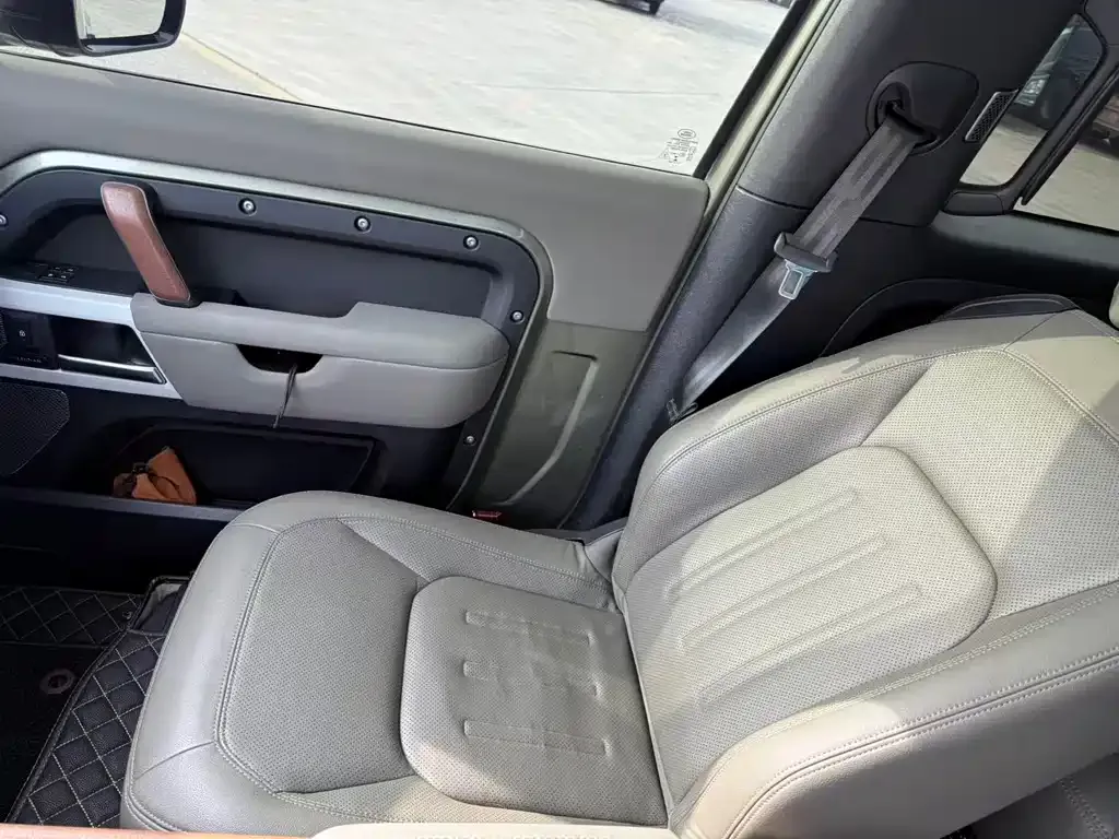 Land Rover Defender 2022 из CN, фото 10