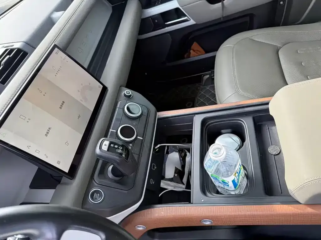 Land Rover Defender 2022 из CN, фото 9