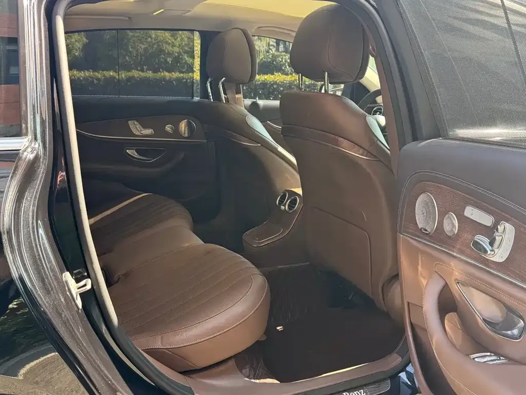 Mercedes-Benz E-Class 2022 из CN, фото 2