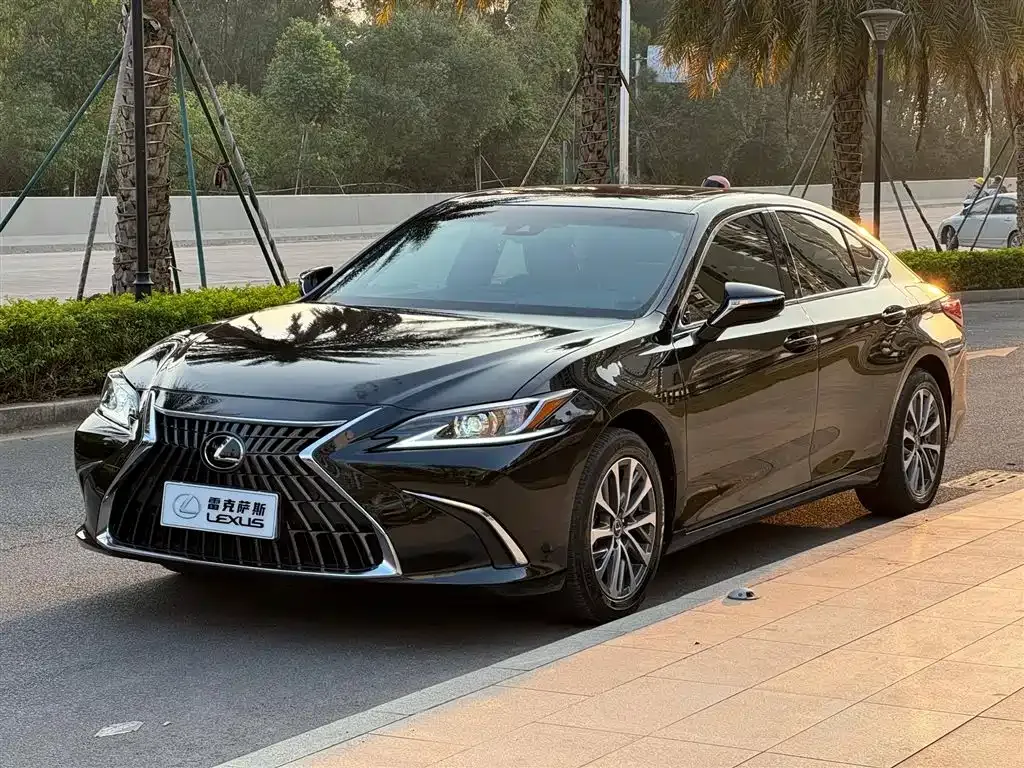 Lexus ES 2022 из CN, фото 1