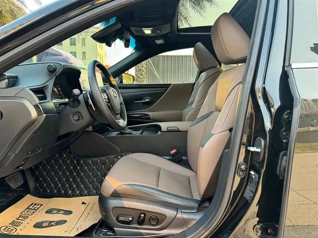 Lexus ES 2022 из CN, фото 3
