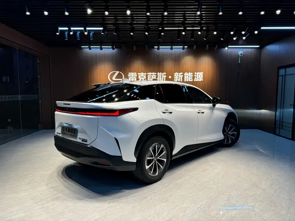 Lexus RZ 2023 из CN, фото 3