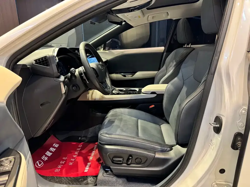 Lexus RZ 2023 из CN, фото 2