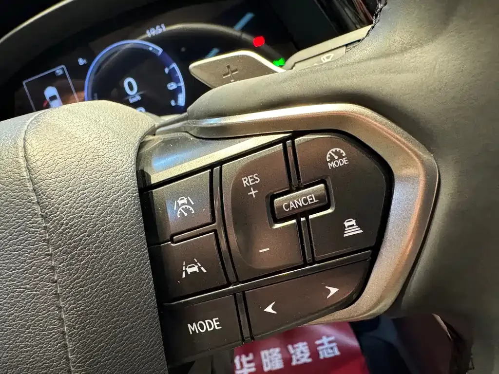 Lexus RZ 2023 из CN, фото 9