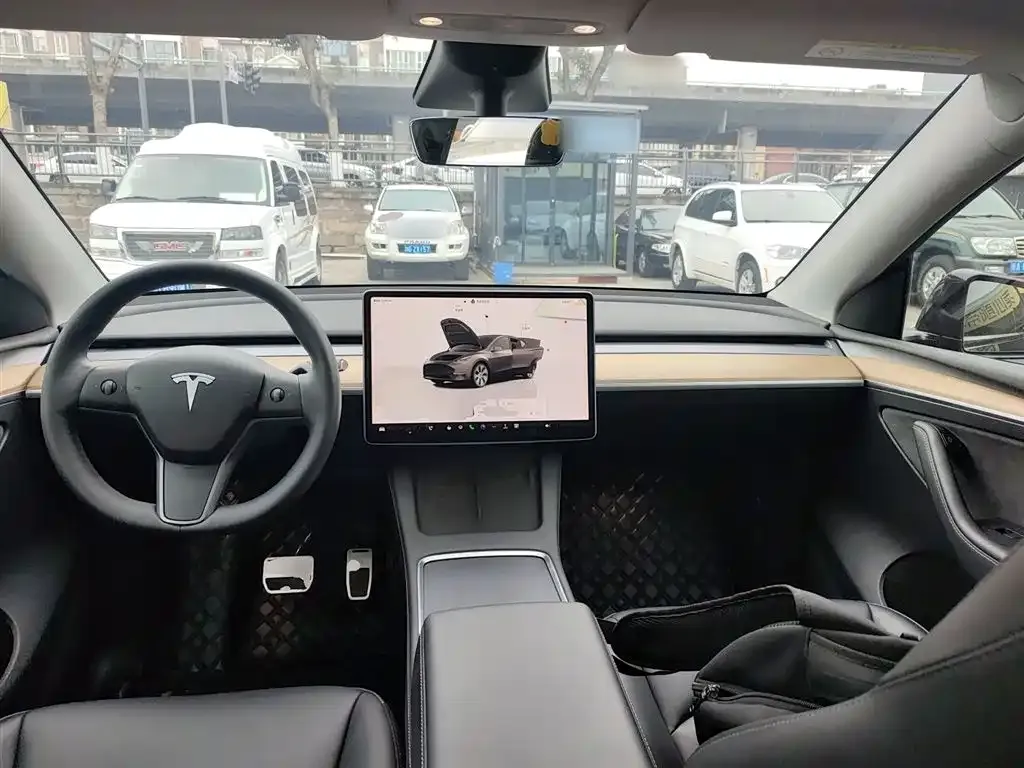 Tesla Model Y 2023 из CN, фото 3